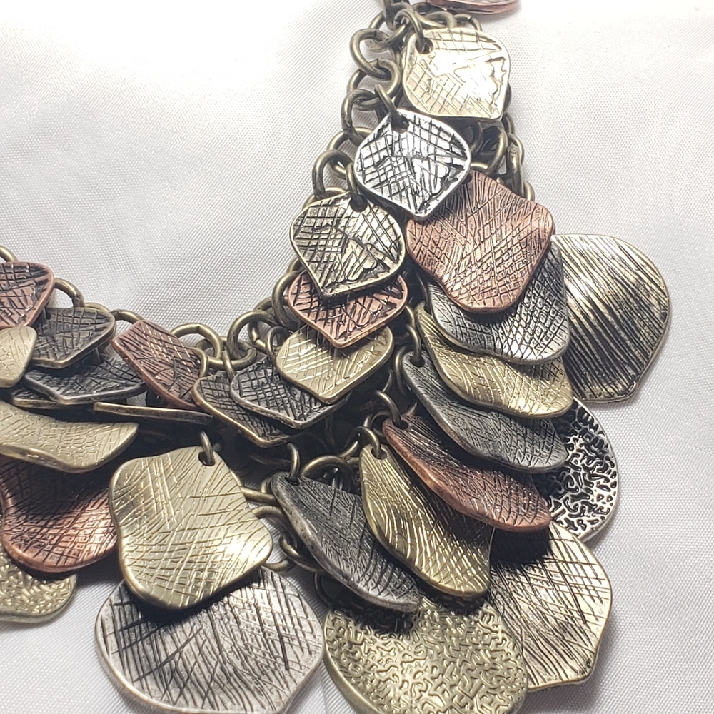 SALE!! Mixed Metal Statement Necklace - Picture 3 of 7